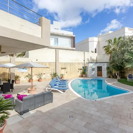 Apartament A Beautiful 4br With Private Pool & Deck By 360 Estates Naxxar