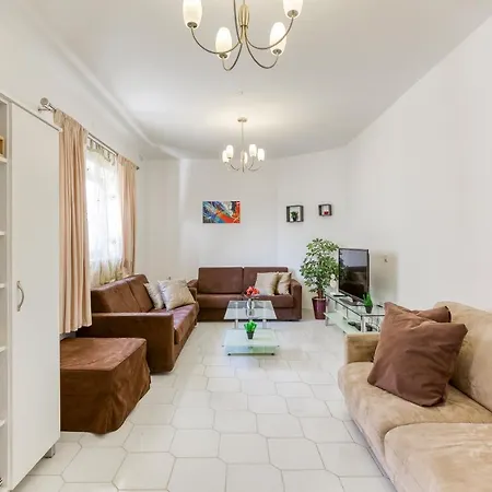 A Beautiful 4br With Private Pool & Deck By 360 Estates Appartement *
